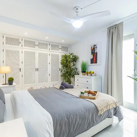 Fuengirola Beach Apartments Фуэнхирола